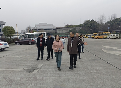 01.jpg